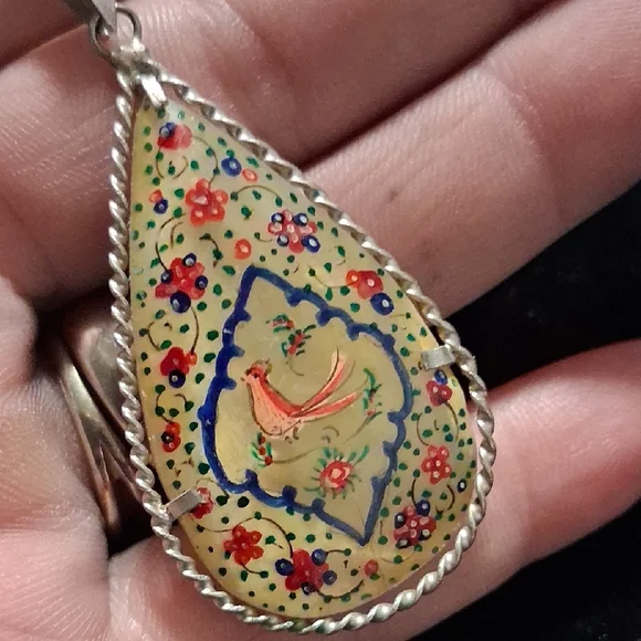 Vintage Hand-Painted Persian Teardrop Pendant. Silver Twist Frame. 18 In Long - Picture 1 of 7